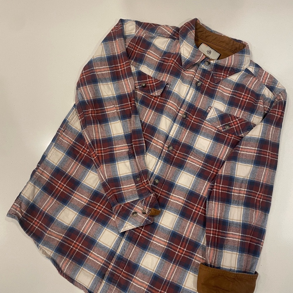 Men’s Plaid Button-Up Shirt